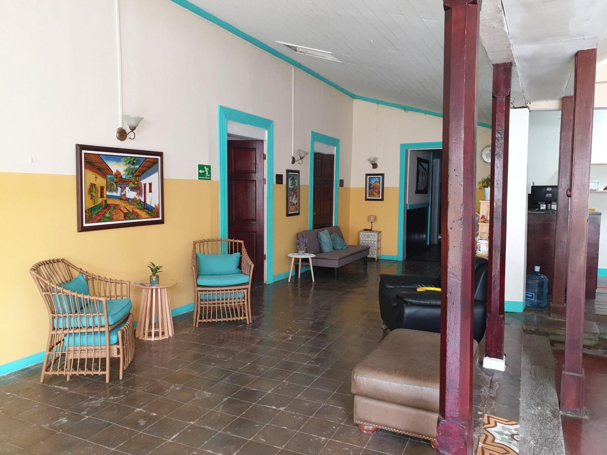 Hotel Liberia Extérieur photo